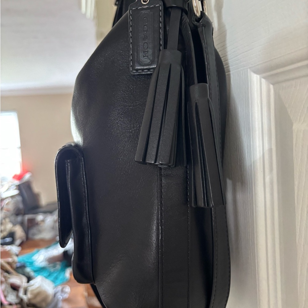 Coach B1393-22381 Legacy Courtenay Hobo Black Glove Tanned Leather Shoulder EUC - Picture 4 of 15
